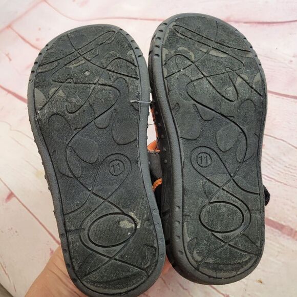 Orageous water shoes 11 - Picture 4 of 5